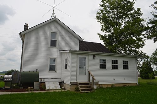 Property photo 8 - Real Estate Auction, 3 Bedroom country farm house on 1 acre in Allen County